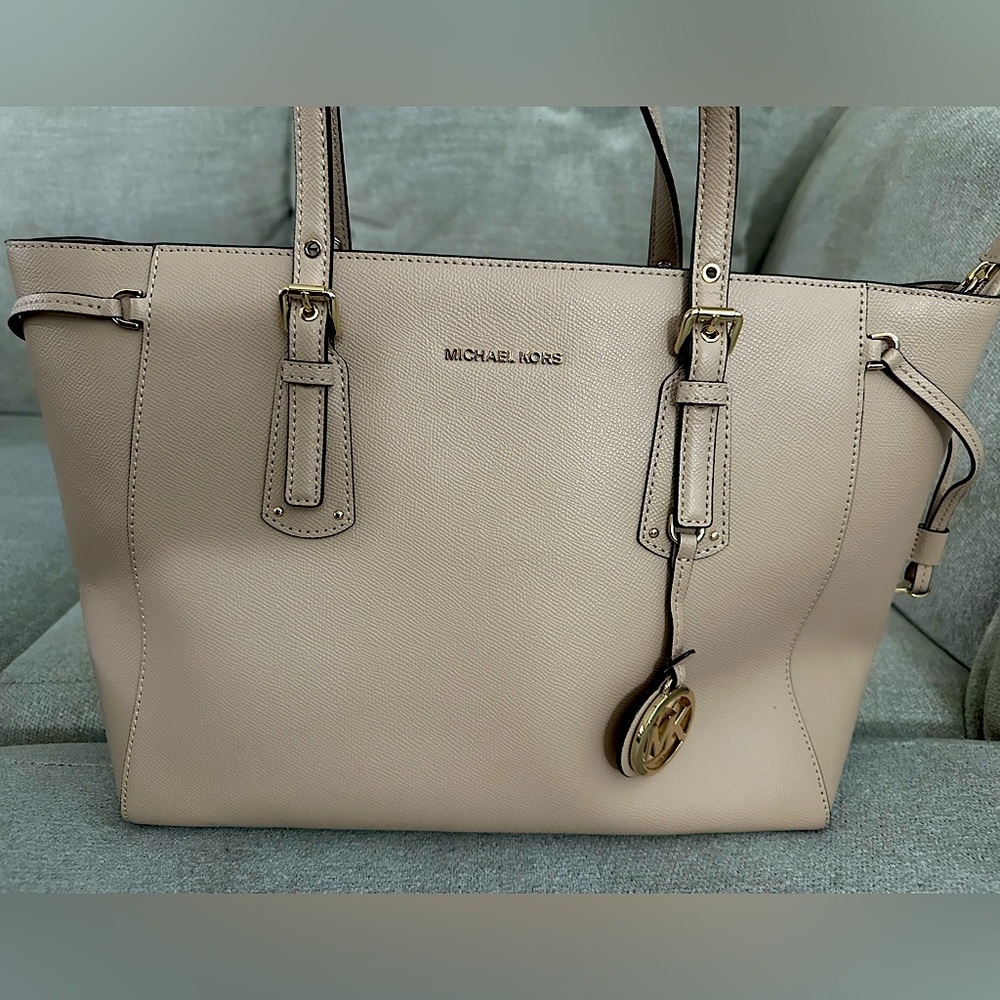 MICHAEL KORS TOTE BAG
